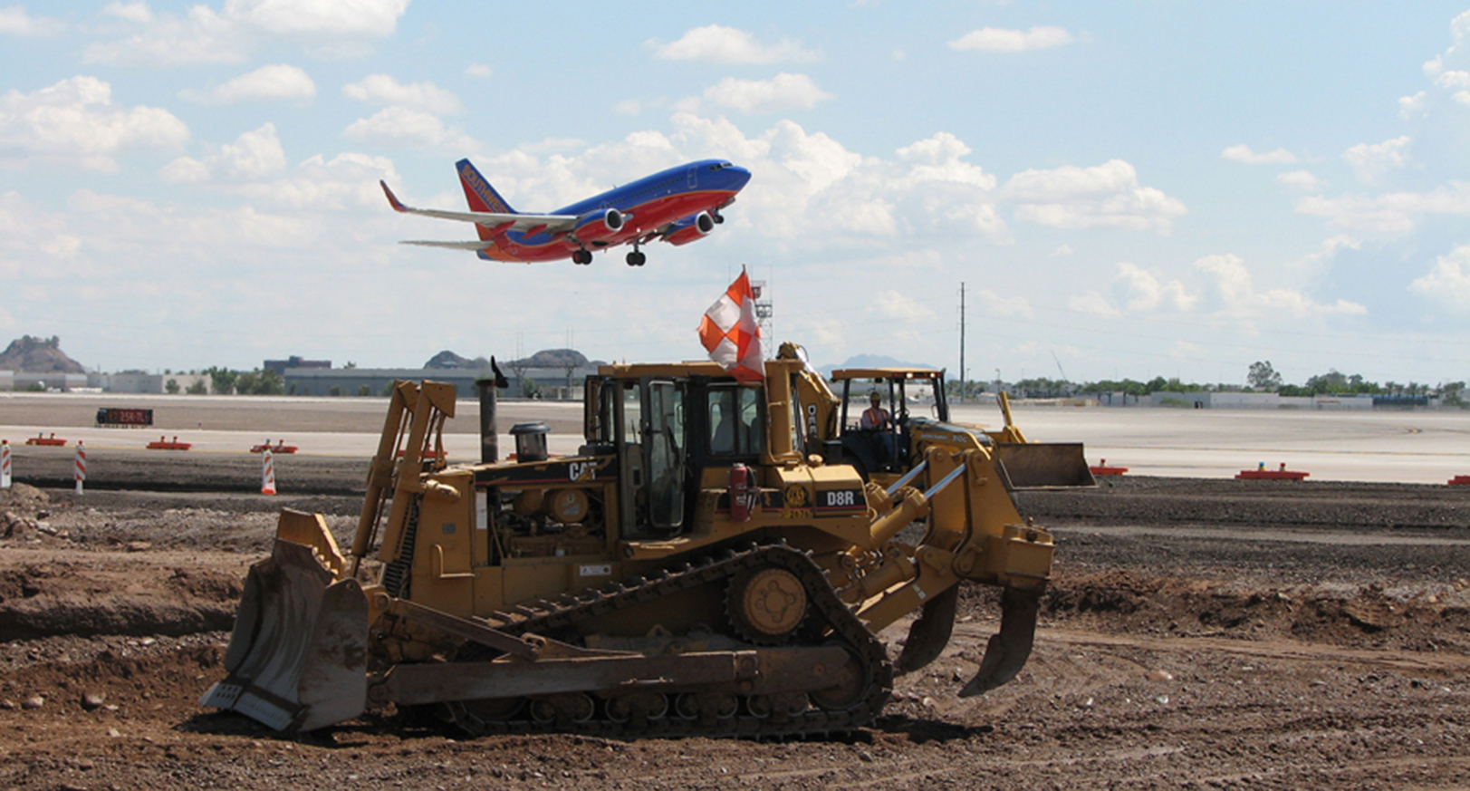 McCarran International Airport Runway 1R-19L and Taxiway D Reconstruction